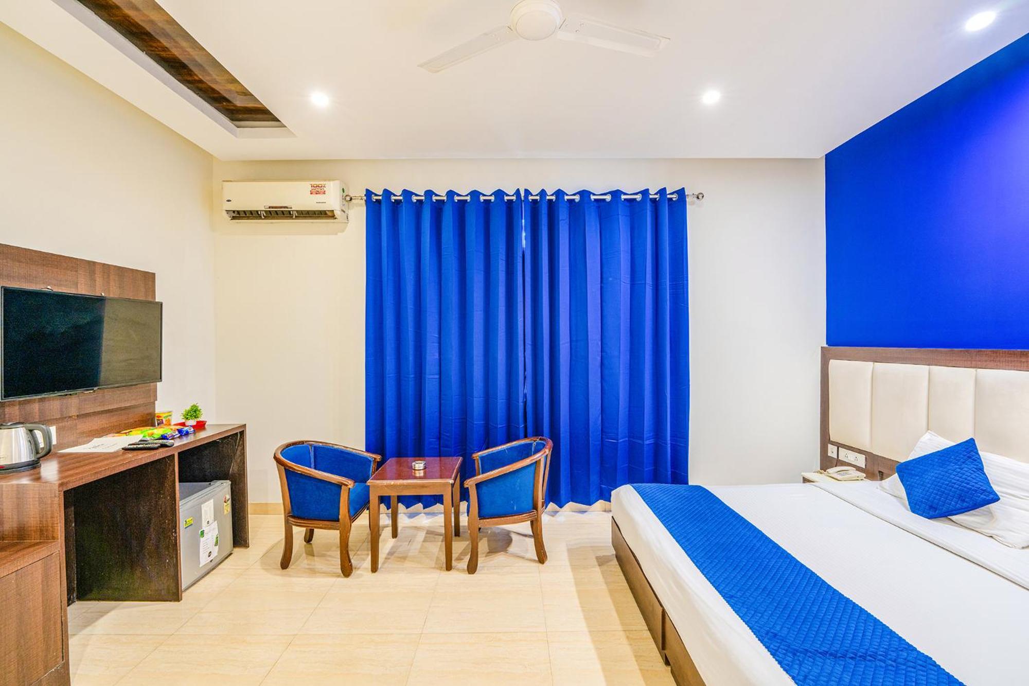 Fabhotel Oyster Villa Гургаон Экстерьер фото