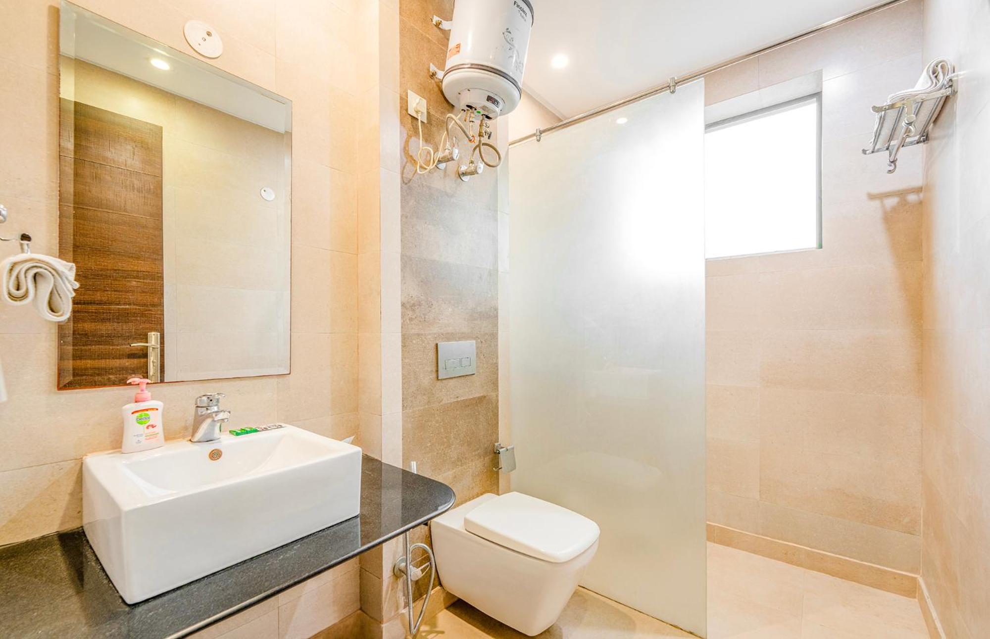 Fabhotel Oyster Villa Гургаон Экстерьер фото